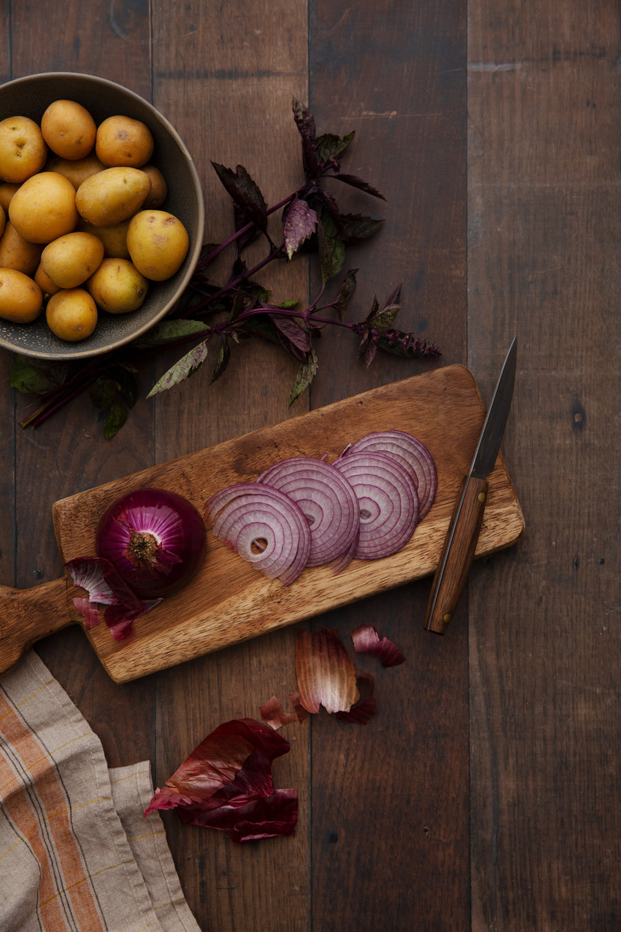Jerome Food Photography Background with onions and potatoes